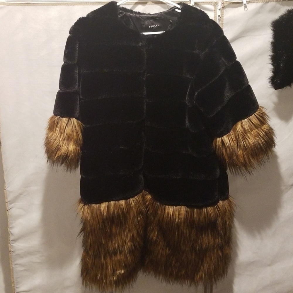 Very cute faux fur coat